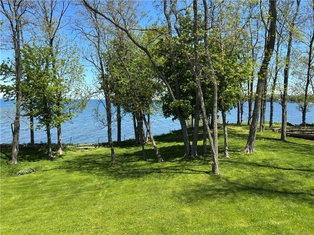 236 Danielle Lane, Kendall, NY 14464