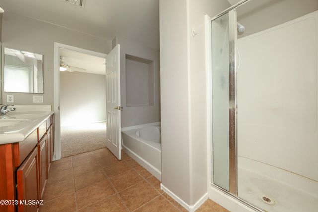 8187 S Camino Serpe, Tucson, AZ 85747