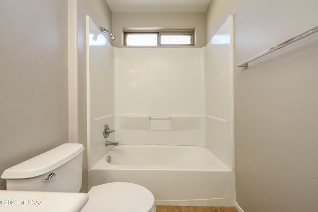 8187 S Camino Serpe, Tucson, AZ 85747