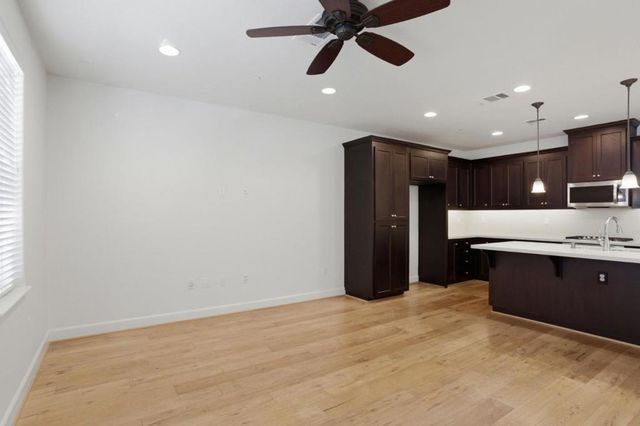 5003 3rd Avenue, Marina, CA 93933