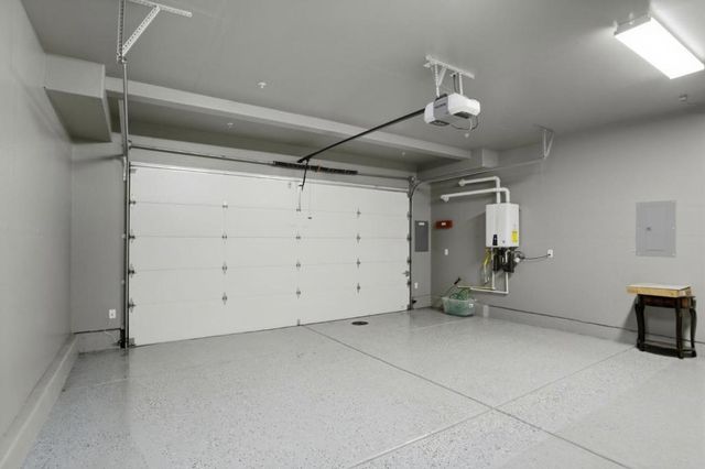 5003 3rd Avenue, Marina, CA 93933