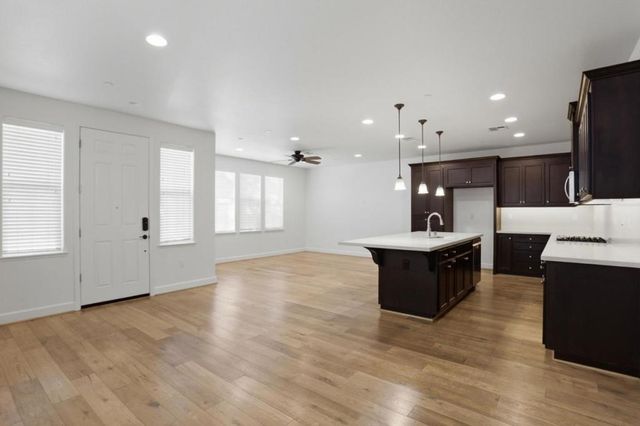 5003 3rd Avenue, Marina, CA 93933