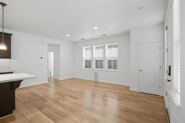 5003 3rd Avenue, Marina, CA 93933