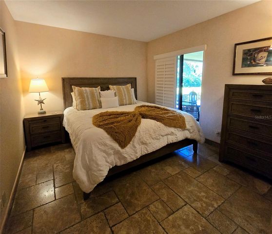 36750 US HIGHWAY 19 N 12-109, Palm Harbor, FL 34683