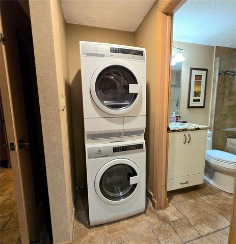 36750 US HIGHWAY 19 N 12-109, Palm Harbor, FL 34683