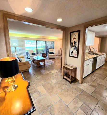 36750 US HIGHWAY 19 N 12-109, Palm Harbor, FL 34683