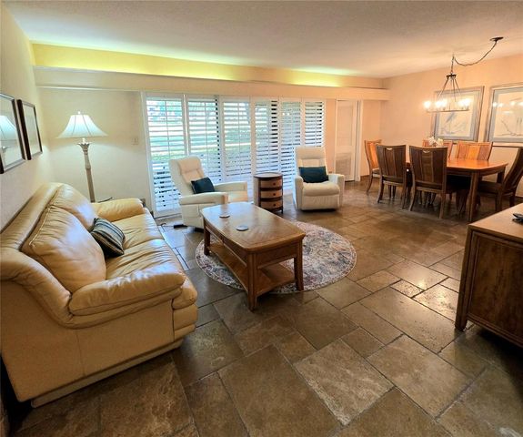 36750 US HIGHWAY 19 N 12-109, Palm Harbor, FL 34683