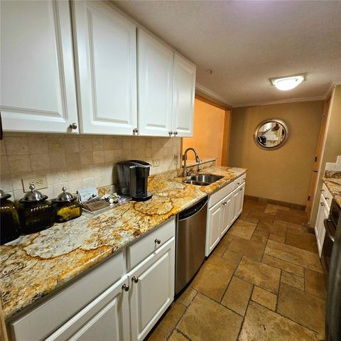 36750 US HIGHWAY 19 N 12-109, Palm Harbor, FL 34683