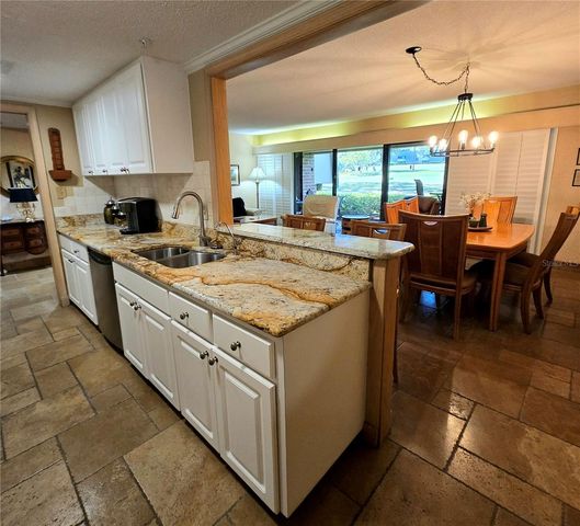 36750 US HIGHWAY 19 N 12-109, Palm Harbor, FL 34683