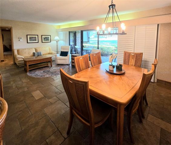 36750 US HIGHWAY 19 N 12-109, Palm Harbor, FL 34683