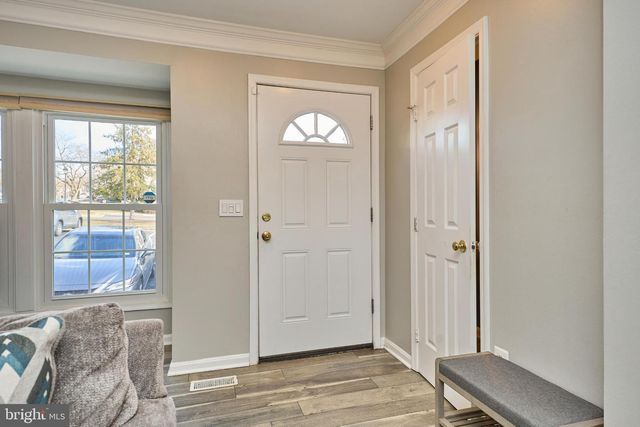 9811 MOCK ORANGE CT, Manassas, VA 20110