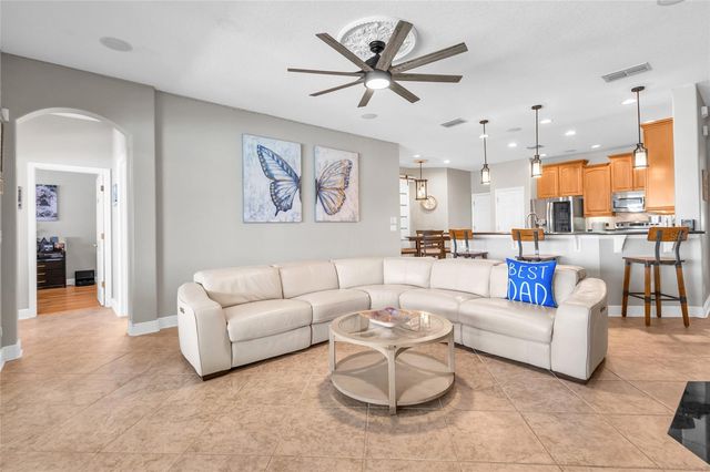 237 BLUE CYPRESS DRIVE, Groveland, FL 34736
