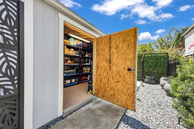 237 BLUE CYPRESS DRIVE, Groveland, FL 34736