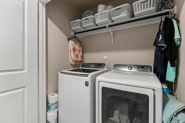 13726 Bucket Way, San Antonio, TX 78252