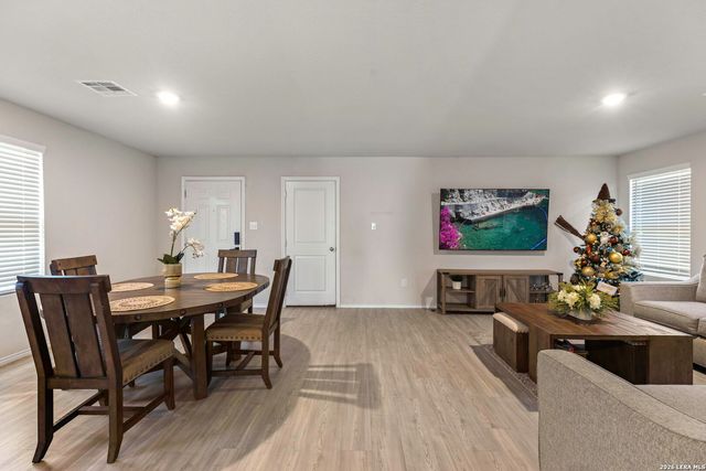 13726 Bucket Way, San Antonio, TX 78252