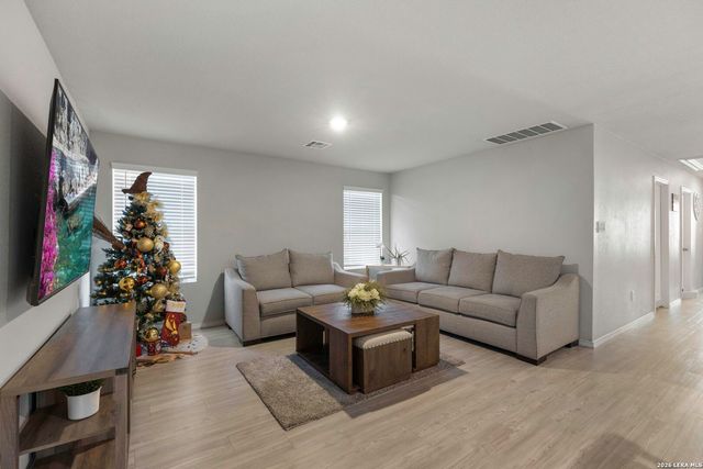 13726 Bucket Way, San Antonio, TX 78252