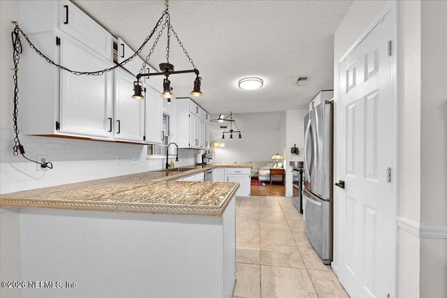 10954 HEATHFIELD Road, Jacksonville, FL 32225