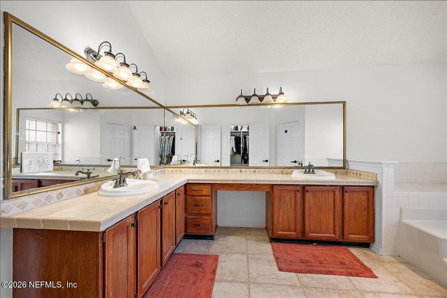 10954 HEATHFIELD Road, Jacksonville, FL 32225