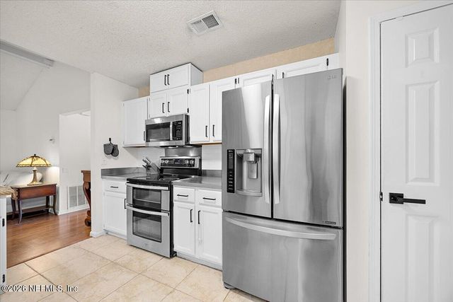 10954 HEATHFIELD Road, Jacksonville, FL 32225