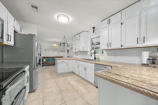10954 HEATHFIELD Road, Jacksonville, FL 32225