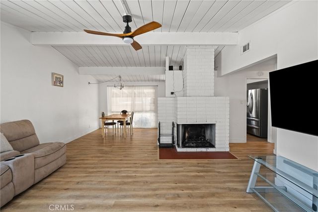 15420 Bonsallo Avenue, Gardena, CA 90247