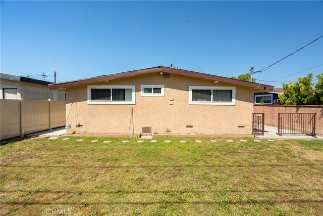 15420 Bonsallo Avenue, Gardena, CA 90247
