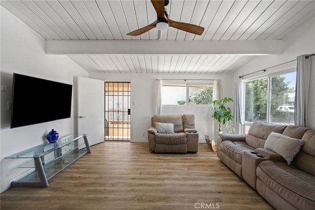 15420 Bonsallo Avenue, Gardena, CA 90247