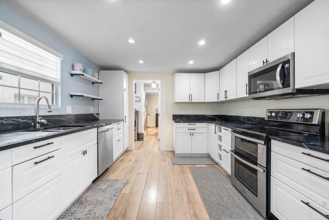 353 E Lakewood Road, West Palm Beach, FL 33405