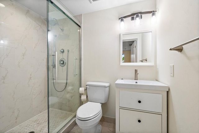 353 E Lakewood Road, West Palm Beach, FL 33405