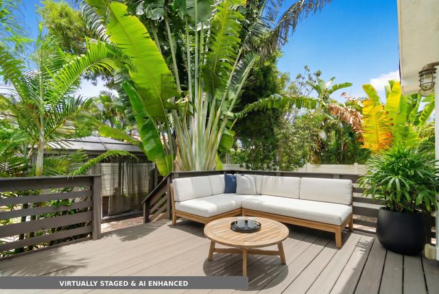 353 E Lakewood Road, West Palm Beach, FL 33405