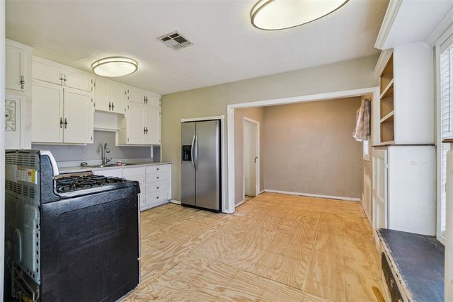 320 E Grumman Drive, Oklahoma City, OK 73110