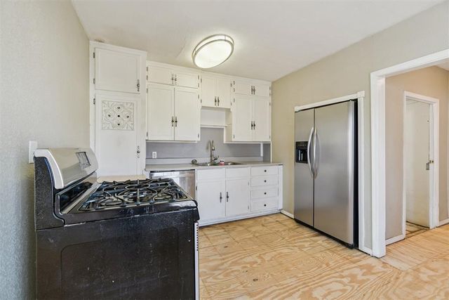 320 E Grumman Drive, Oklahoma City, OK 73110