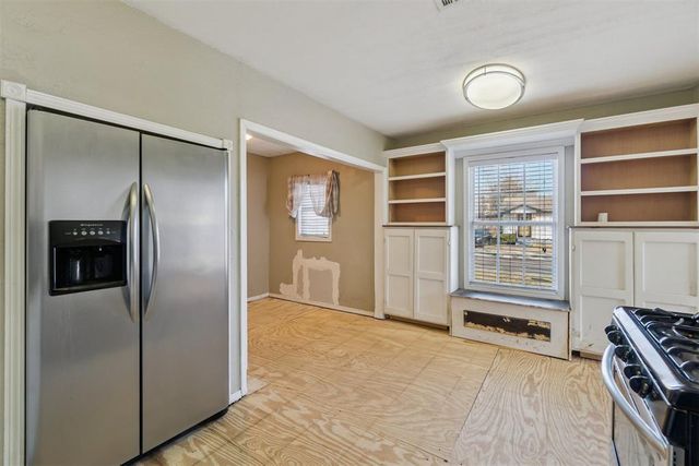 320 E Grumman Drive, Oklahoma City, OK 73110