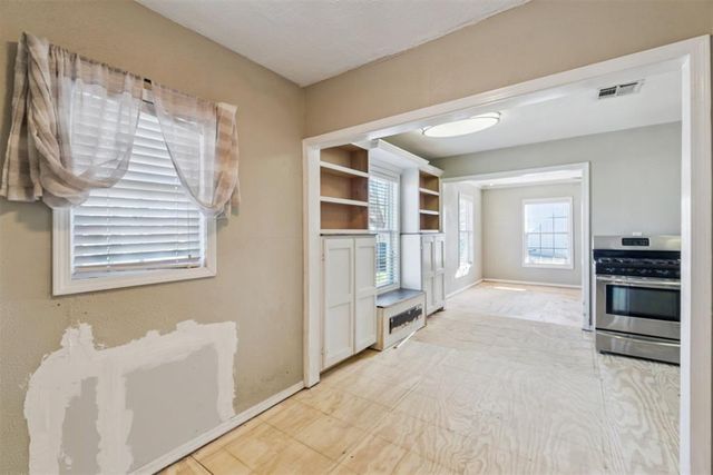 320 E Grumman Drive, Oklahoma City, OK 73110