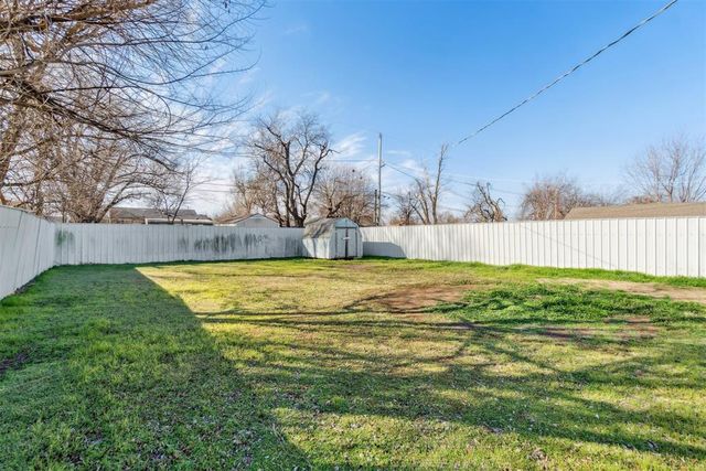 320 E Grumman Drive, Oklahoma City, OK 73110