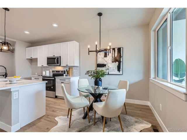 21 S Gray St, Lakewood, CO 80226