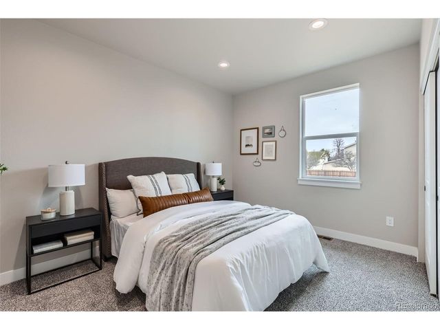 21 S Gray St, Lakewood, CO 80226