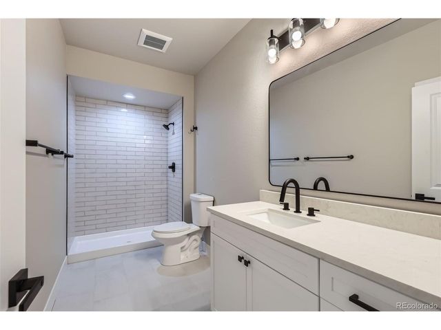 21 S Gray St, Lakewood, CO 80226