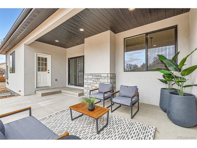 21 S Gray St, Lakewood, CO 80226