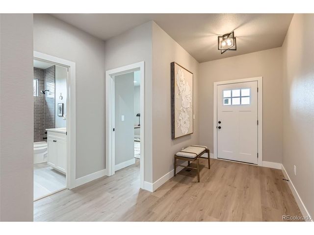 21 S Gray St, Lakewood, CO 80226