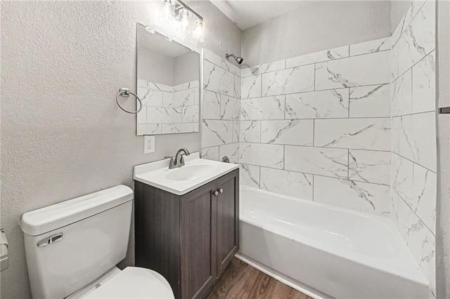 1842 E 77th Street, Kansas City, MO 64132