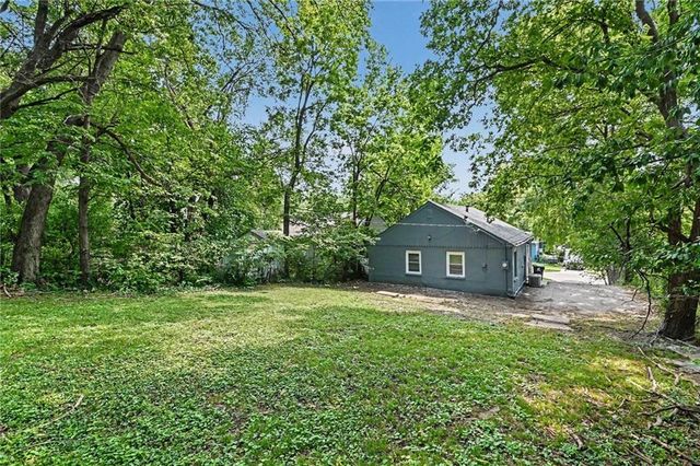 1842 E 77th Street, Kansas City, MO 64132
