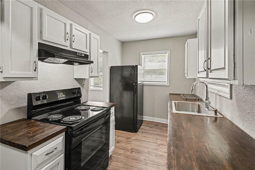 1842 E 77th Street, Kansas City, MO 64132
