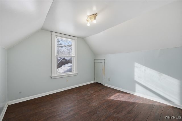 2247 Independence Avenue, Niagara Falls, NY 14301