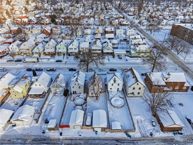 2247 Independence Avenue, Niagara Falls, NY 14301