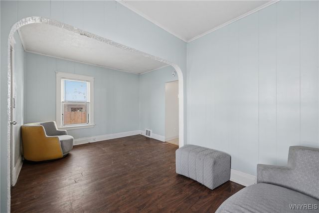 2247 Independence Avenue, Niagara Falls, NY 14301