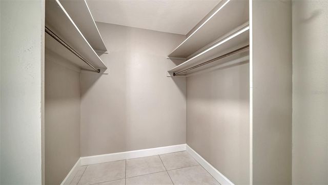 113 WHISPERING SANDS DRIVE V47, Sarasota, FL 34242