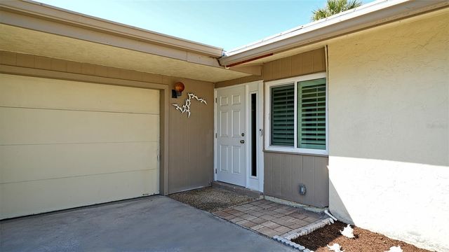 113 WHISPERING SANDS DRIVE V47, Sarasota, FL 34242