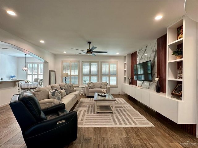 1905 Bunting Lane, Mission, TX 78572