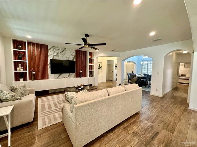 1905 Bunting Lane, Mission, TX 78572